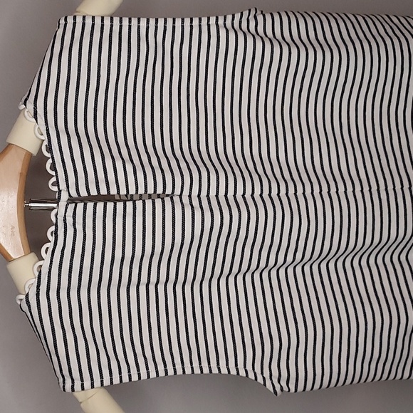 J.Crew White Navy Striped Nautical Scallop Cord Trim Boat Neck Tank Top Size 00 - Picture 5 of 10